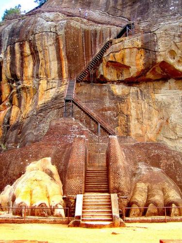 Sigiriya-Steps
